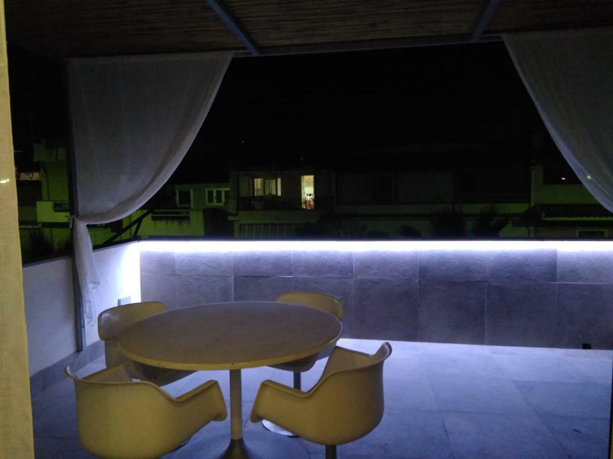 Via Ziino 70 Appartement Oliveri Buitenkant foto