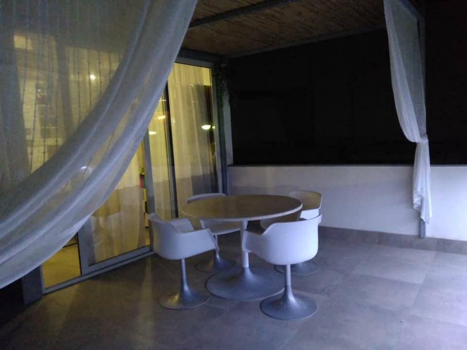 Via Ziino 70 Appartement Oliveri Buitenkant foto